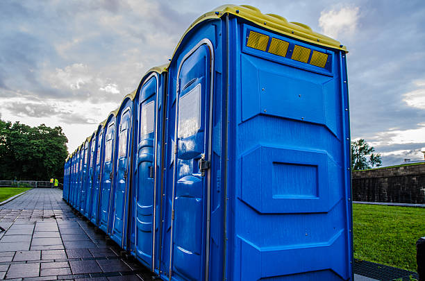 Porta potty delivery and setup in Parkwood, WA